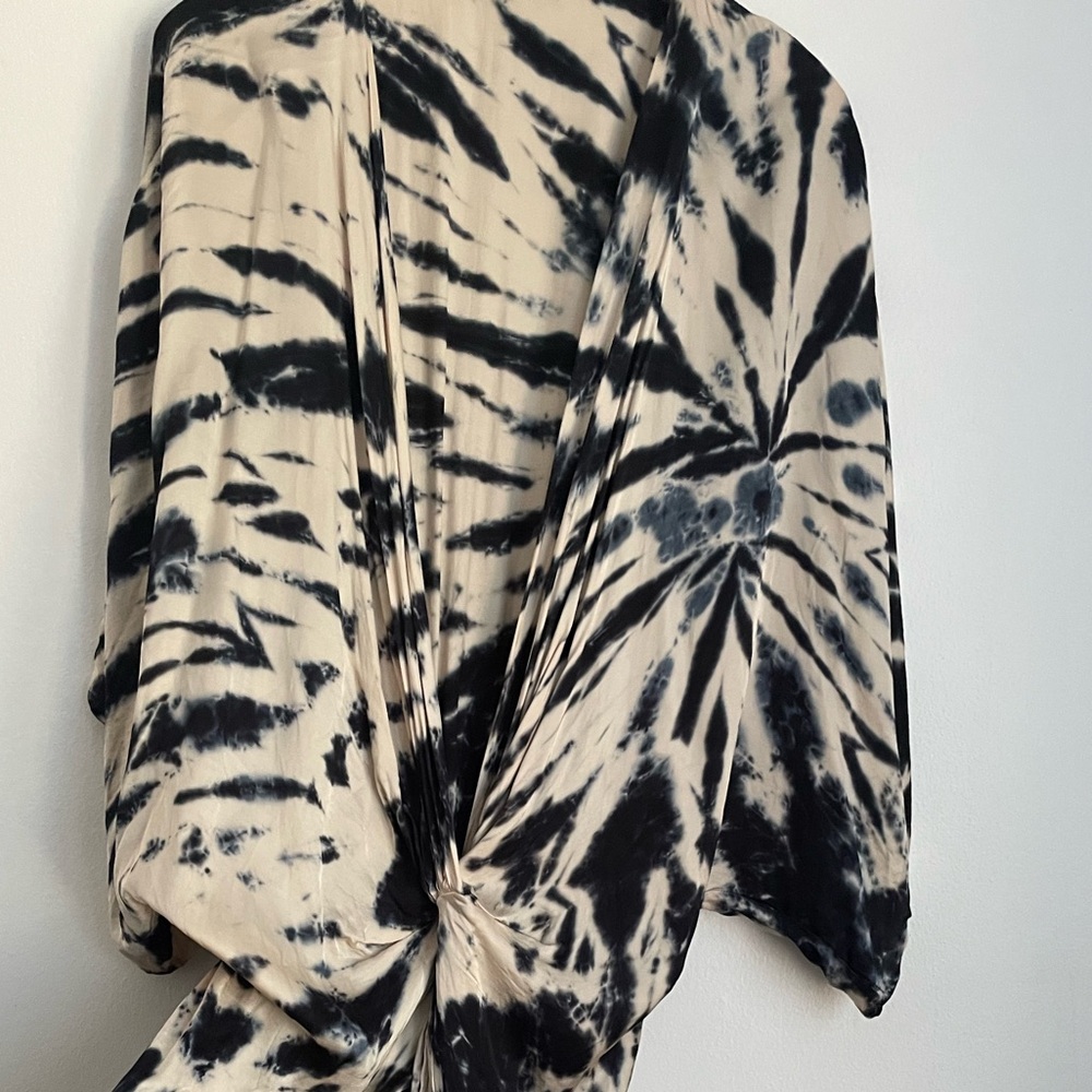 Young Fabulous & Broke silky “must have” summer dress (Large) - Picture 9 of 12